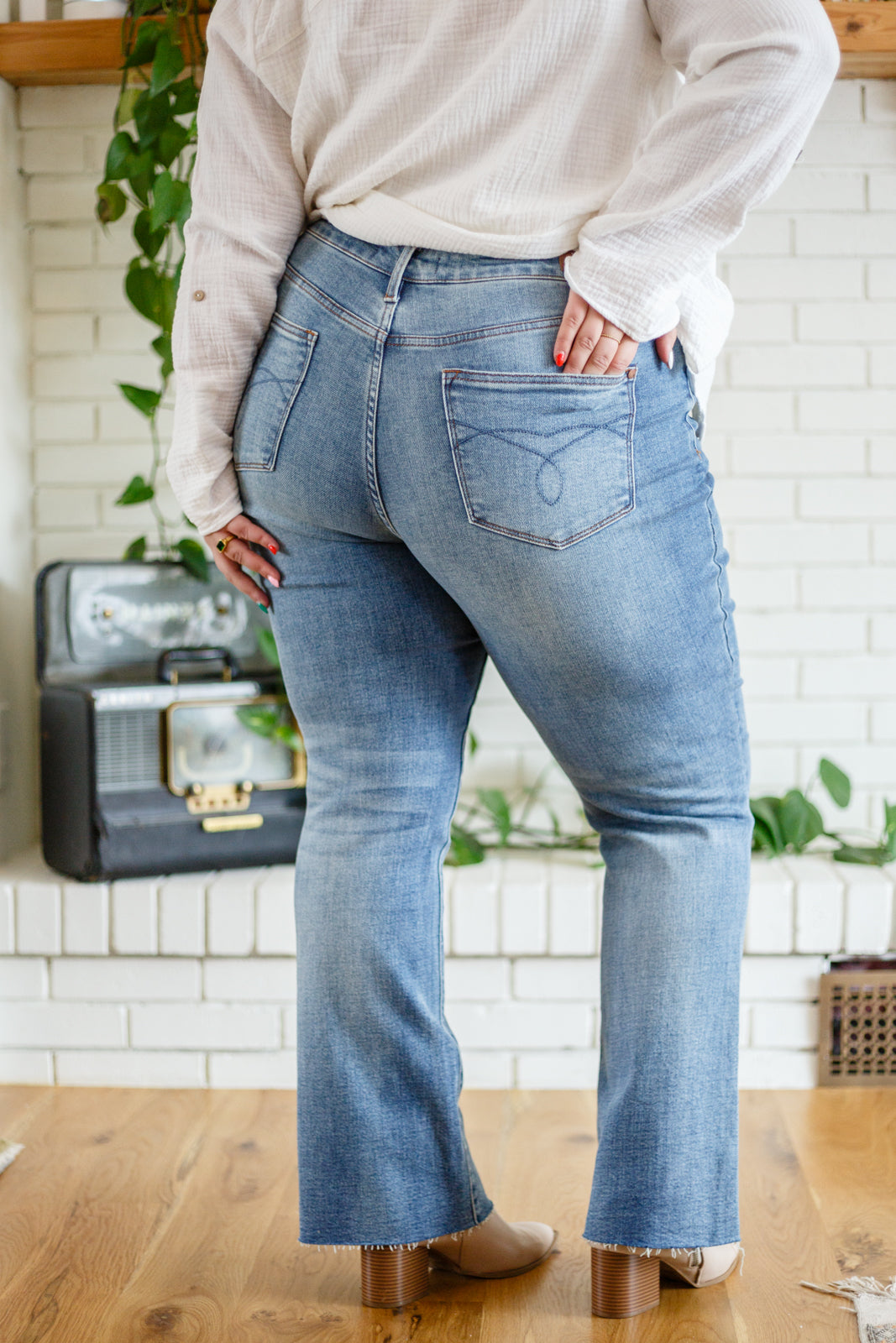 Sabrina Raw Hem Bootcut Jeans