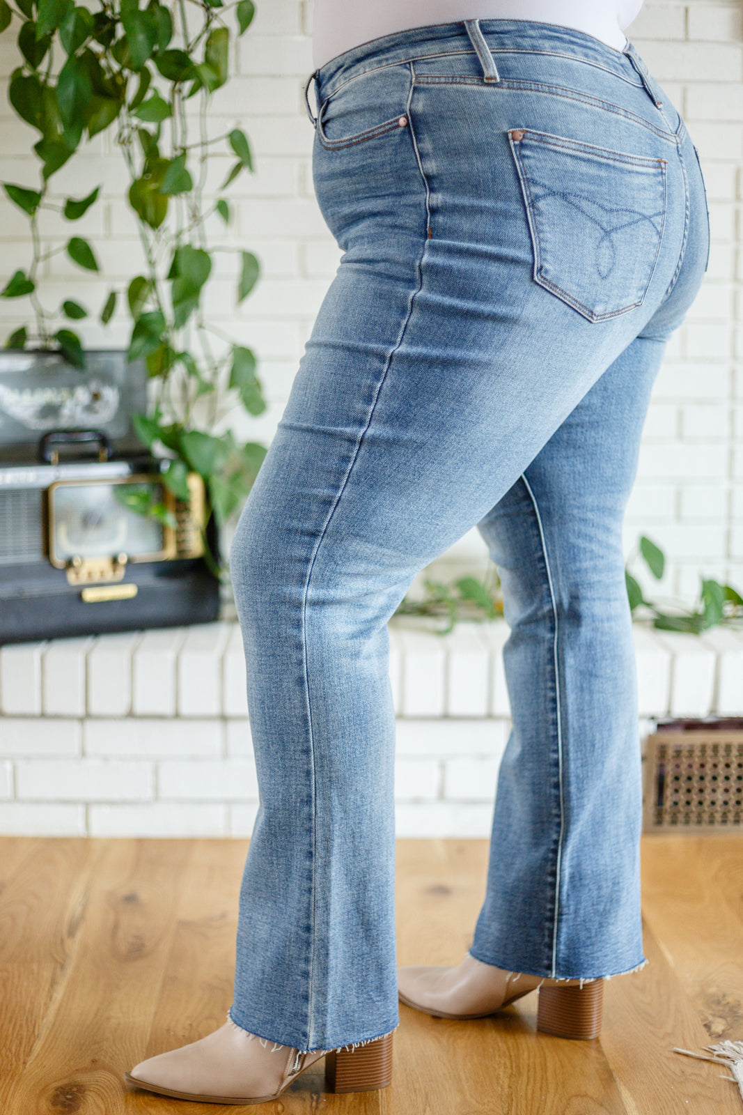 Sabrina Raw Hem Bootcut Jeans